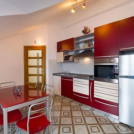 Apartament Marija *